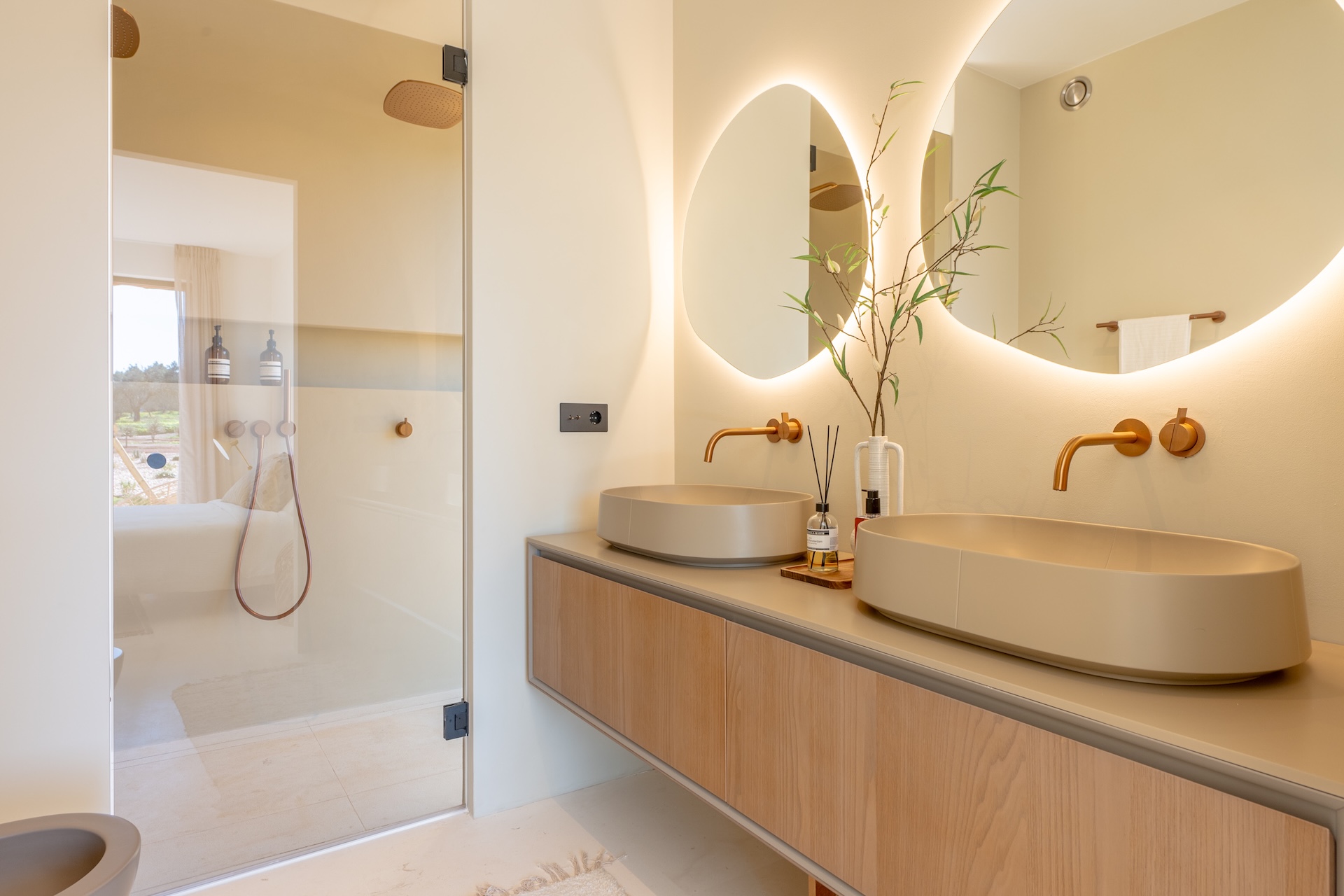 Resa estates Ibiza finca can Tumas for sale bathroom 5.jpg